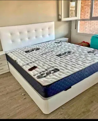 Camas completas armarios sofás