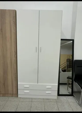 Camas completas armarios sofás