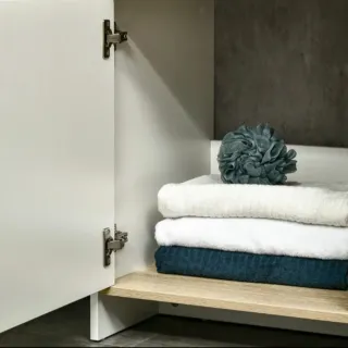 Mueble de baño madera y blanco