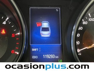 Toyota Avensis 150D Advance 105 kW (143 CV)