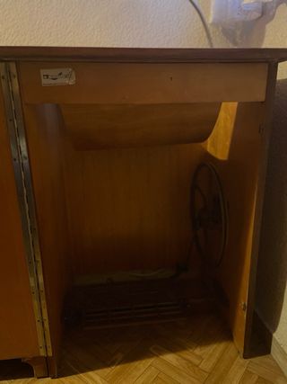 Mesa clasica vintage para máquina de coser Singer