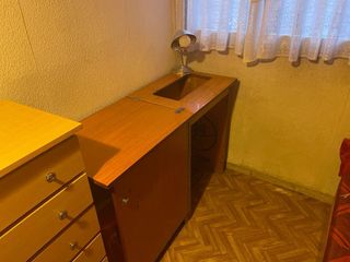 Mesa clasica vintage para máquina de coser Singer