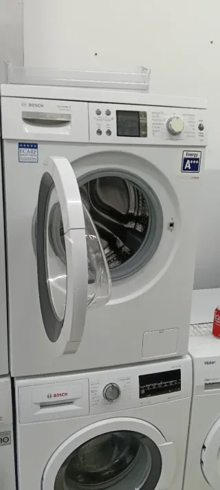 LAVADORA CARGA FRONTAL BOSCH 8 KG A+++RMP 1200