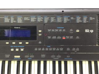 teclado electronico roland e-500