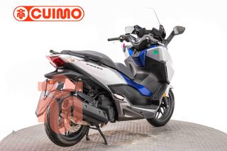 HONDA FORZA 125