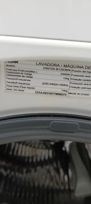 LAVADORA CARGA FRONTAL HIAER 10 KG RPM 1200