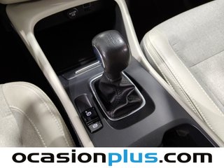 Volvo XC40 T3 Business Plus 120 kW (163 CV)