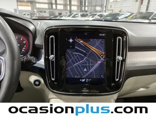 Volvo XC40 T3 Business Plus 120 kW (163 CV)