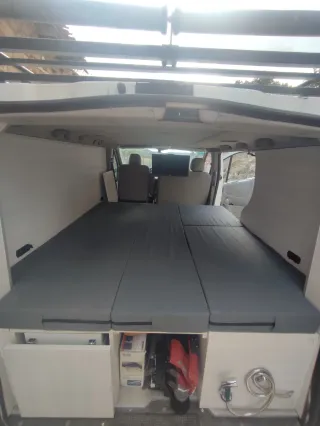 Nissan Primastar 2012