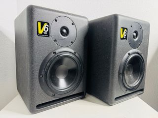 Par Monitores Estudio Activos KRK V6