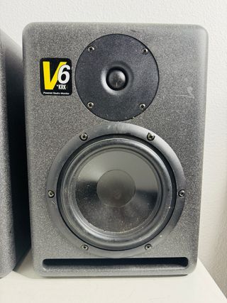 Par Monitores Estudio Activos KRK V6