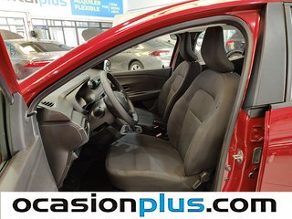 Dacia Sandero Access SCe 49 kW (67 CV)