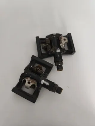 Pedales Shimano Automáticos Bicicleta y plataforma