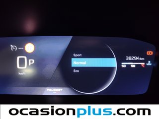Peugeot 2008 PureTech 130 S&S Allure EAT8 96 kW (130 CV)