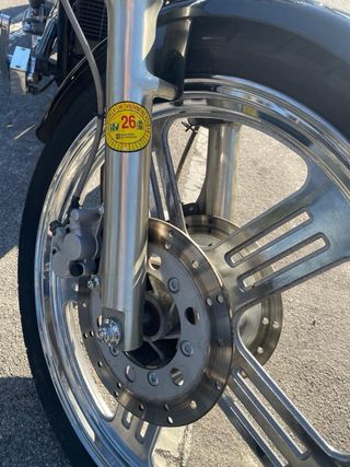 Moto Leonart Negra y Cromada