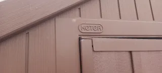 Caseta Exterior Resina Keter Darwin Marrón