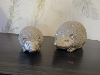 Figuras Decorativas Erizos Dorados y Plateados
