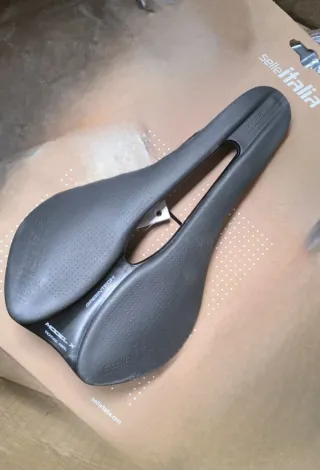 Sillín Selle Italia Negro