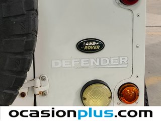 Land Rover Defender 90 SW S 90 kW (122 CV)