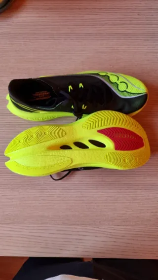 Saucony Endorphin PRO 5 Zapatillas Running NUEVAS