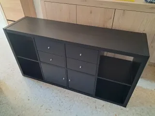 Mueble Kallax 8 espacios con accesorios