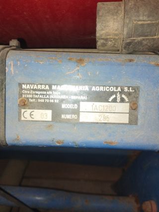 Abonadora aguirre 1.700 kg 1AC1200 - Abonadora su