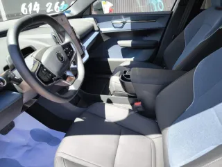Volvo EX30 2025 PLUS range extended