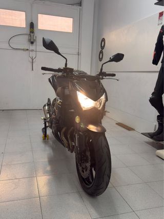Kawasaki Z800 Negra 31.500 km