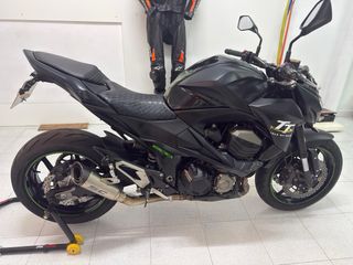Kawasaki Z800 Negra 31.500 km