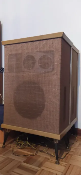 Altavoces Isophon G3037