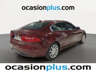 Jaguar XE 2.0 Diesel XE-Pure RWD 132 kW (180 CV)