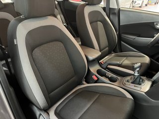 Hyundai Kona 2018 TGDi Klass LIBRO COMPLETO