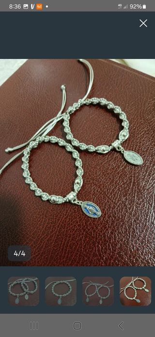 Pulsera artesana con medalla virgen