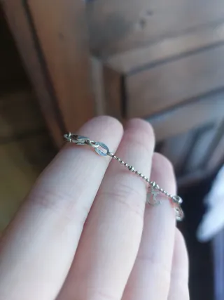Pulsera de plata con lunitas