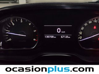 Peugeot 2008 BlueHDi 100 Style 73 kW (100 CV)