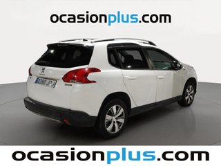 Peugeot 2008 BlueHDi 100 Style 73 kW (100 CV)