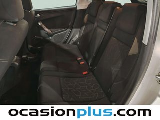 Peugeot 2008 BlueHDi 100 Style 73 kW (100 CV)