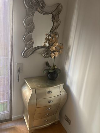 Mueble Vintage y Espejo