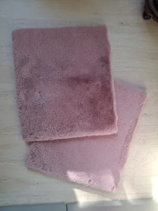Alfombra rosa de poliéster