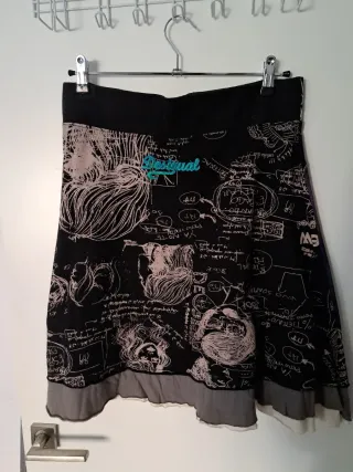 PRECIOSA Falda Desigual Talla M-L