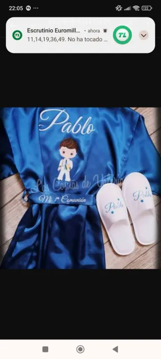 Bata azul para comunión personalizada