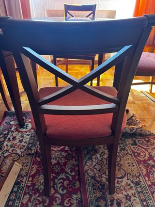 Conjunto mesa y sillas