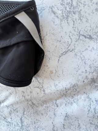 Riñonera Fila Negra y Plateada