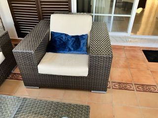 Conjunto Muebles Exterior Sofá, Sillones y Mesas