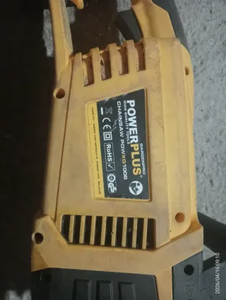 Motosierra eléctrica 2400W 40cm