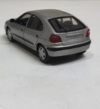 Renault Megane 1:43 Norev