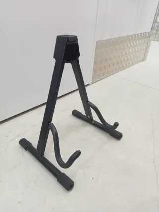 Soporte para guitarra negro