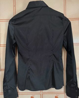 Camicia nera lucida elegante