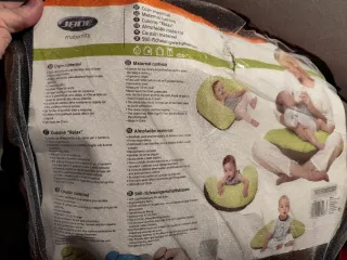 Cojín de lactancia JANE verde pistacho y marrón