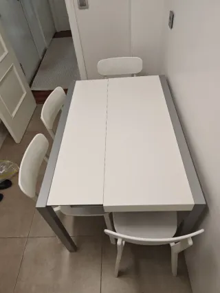 Mesa CANCIO extensible de dekton y 4 sillas